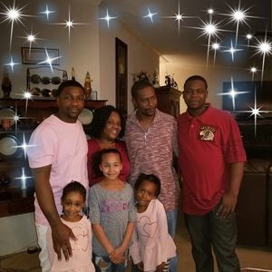 Meet your Posher, Joshia